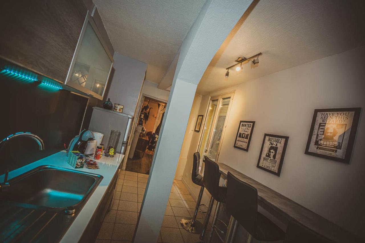 Repaire Du Sorcier Un Apartement Magique Troyes Buitenkant foto